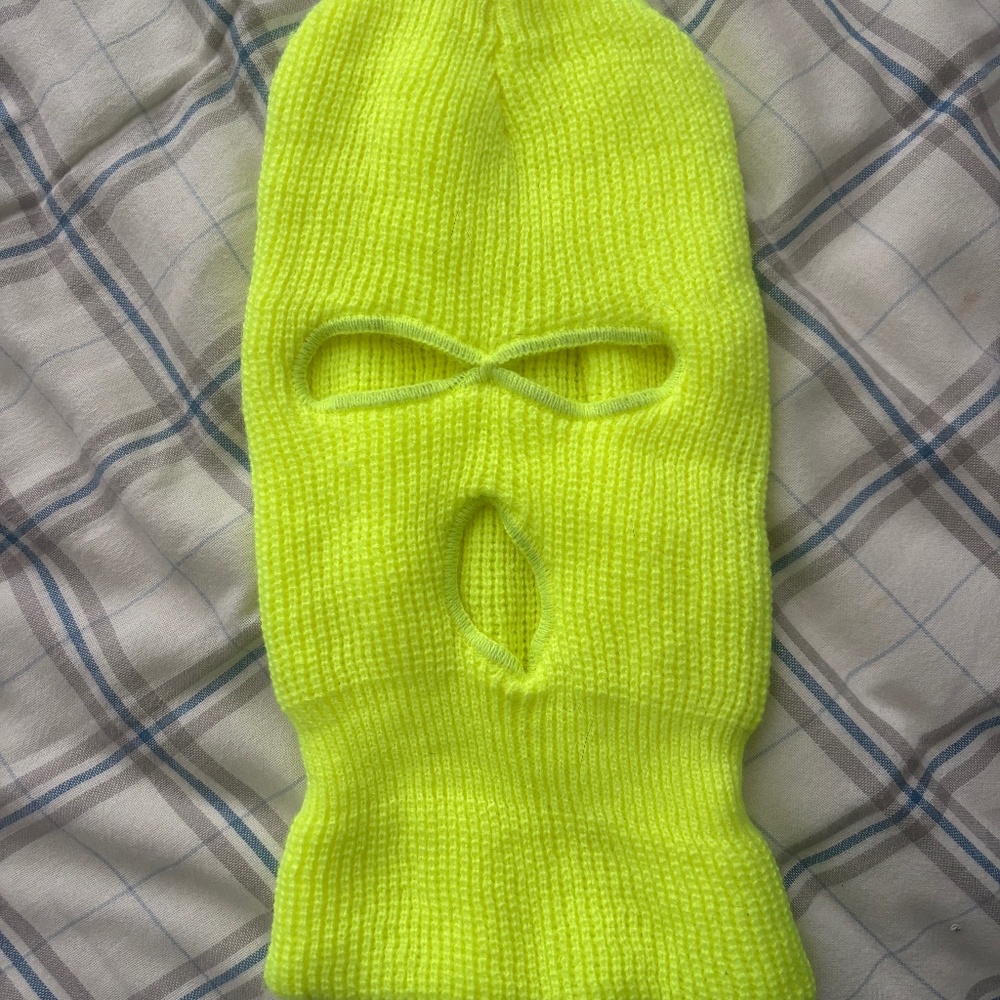 Balaclava neon yellow